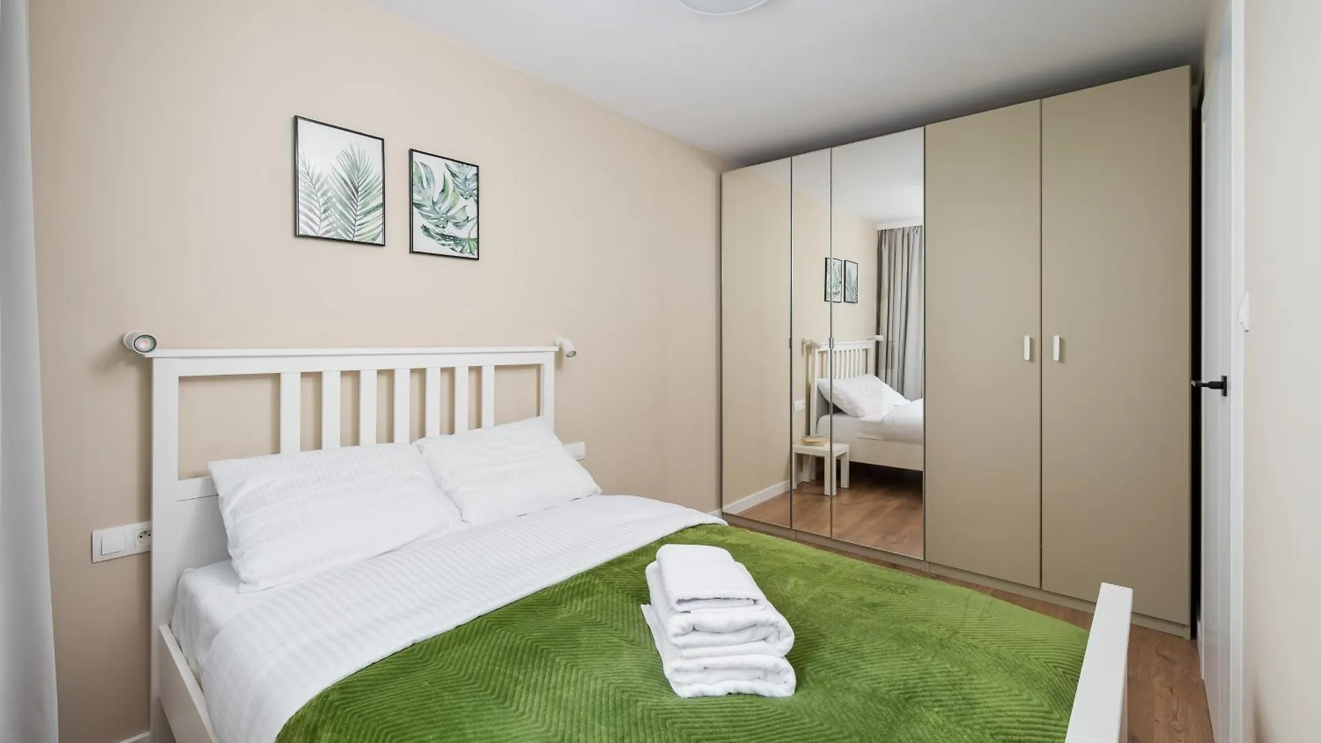 Plac Zawiszy Deluxe Apartment Warszawa
