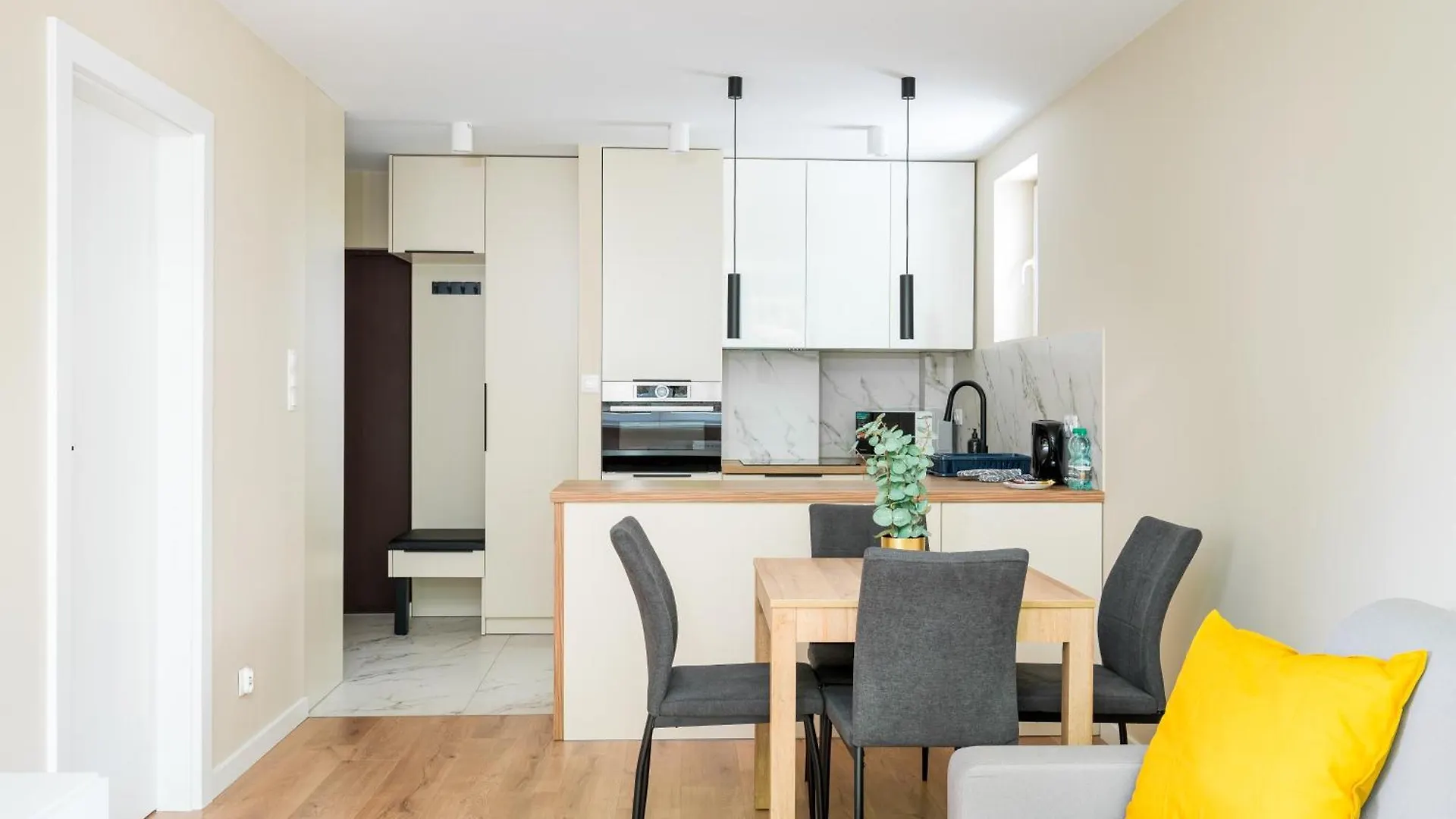 Plac Zawiszy Deluxe Apartment Warszawa