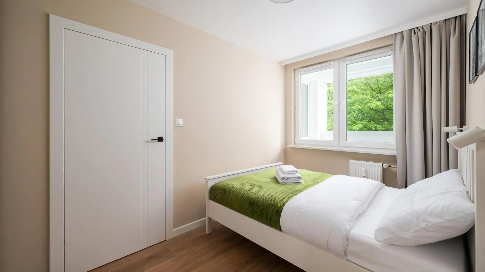 Plac Zawiszy Deluxe Apartment Warszawa
